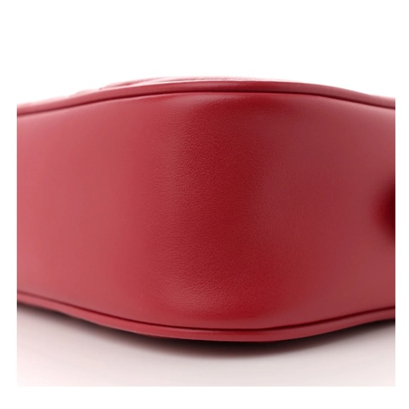 Gucci Red Chevron Leather Crossbody Bag with Gold GG - Picture 10 of 11